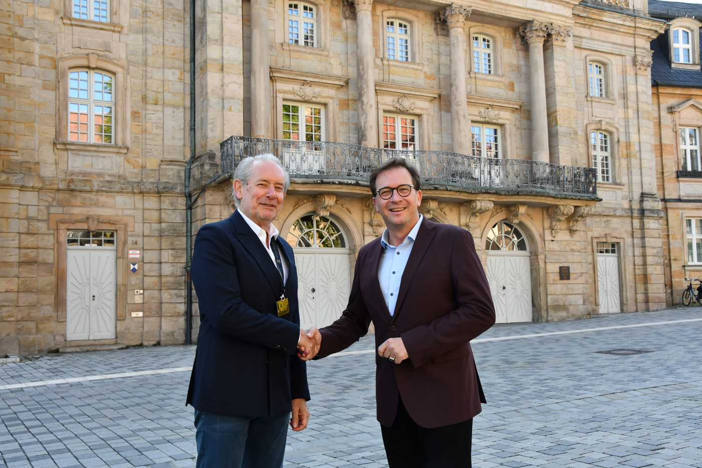 Ortstermin am Weltkulturerbe des Markgrflichen Opernhauses: Landtagsabgeordneter Franc Dierl (rechts) sowie Geschftsfhrer und Initiator Dr. Clemens Lukas von Bayreuth Baroque. 